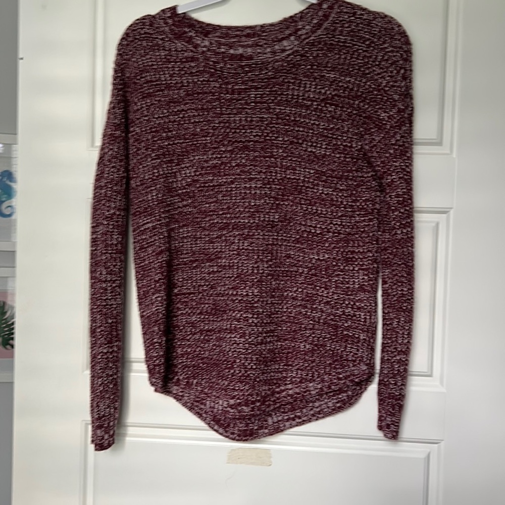 marron pullover sweater